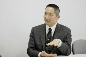 主体的な広告運用のためマーケティング部門を立ち上げ。制作会社と共につくる動画で業務効率アップ